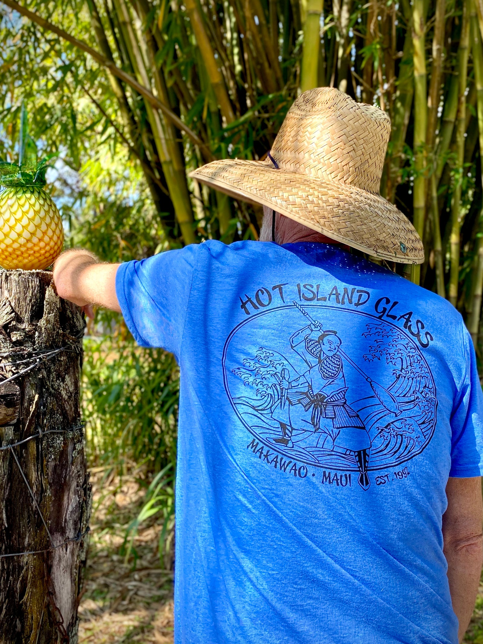 T-shirt: Medium Blue